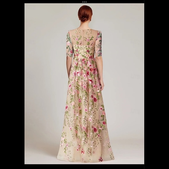 Blue Floral embroidered A- line mother of the bride dress Sz 12 NEW - Picture 2 of 7